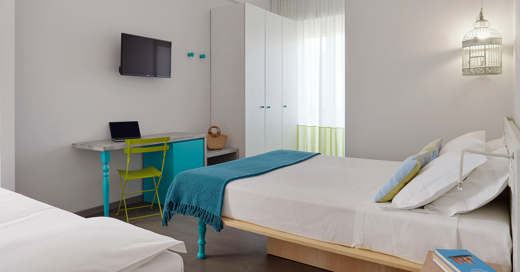 media.Slide-CameraAbbraccio_6Hotel_Madison_Rimini